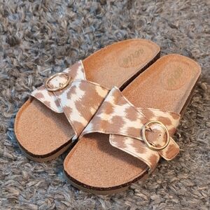aerie Slides NWOB